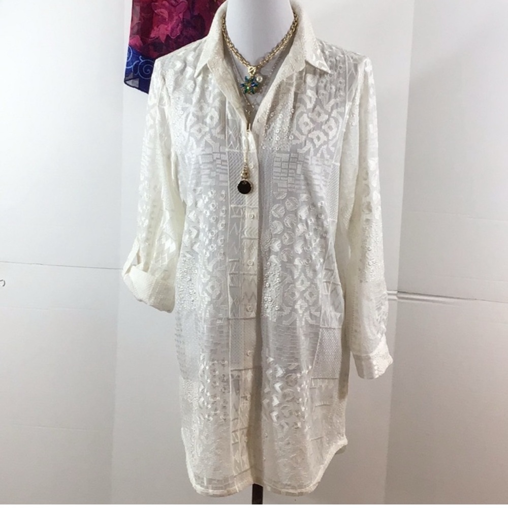 Alice + Olivia off white Tanisha button tunic L